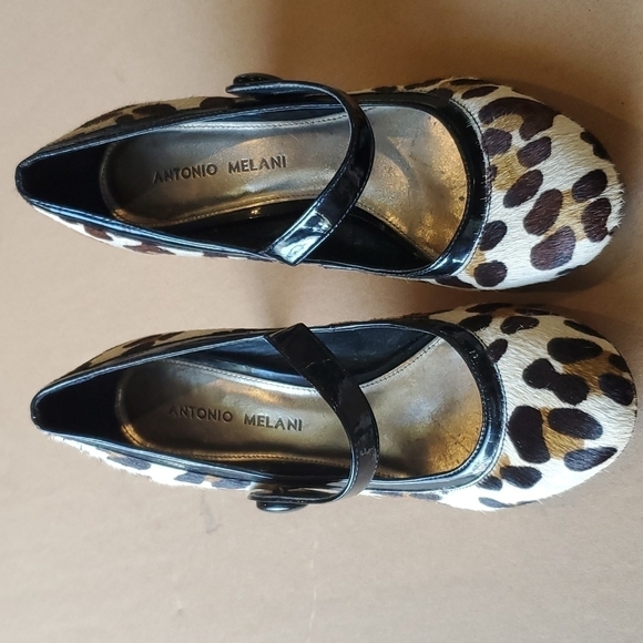 Antonio Melani cheetah slip on pumps with black patent strap. Size 6 - Picture 1 of 7